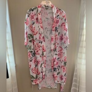 Show Me Your Mumu Women's Floral Wrap Around Short Sleeve Robe Size OS